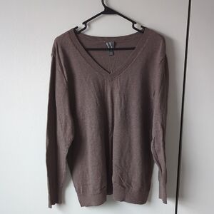 Copy Classic Brown V-Neck Sweater with Relaxed Fit